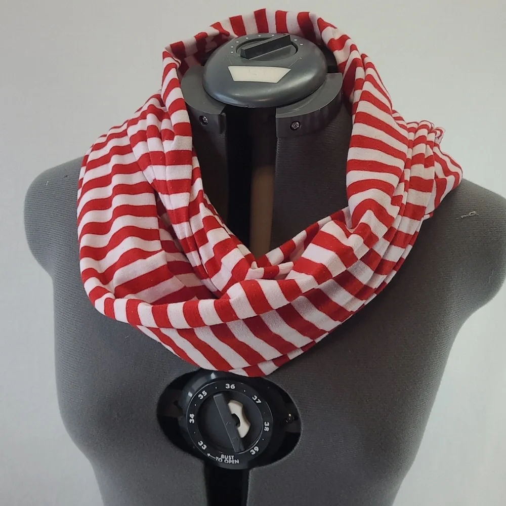 Lot of 9 infinity scarves including Halloween ๐ Christmas ๐ and more! - Picture 8 of 16